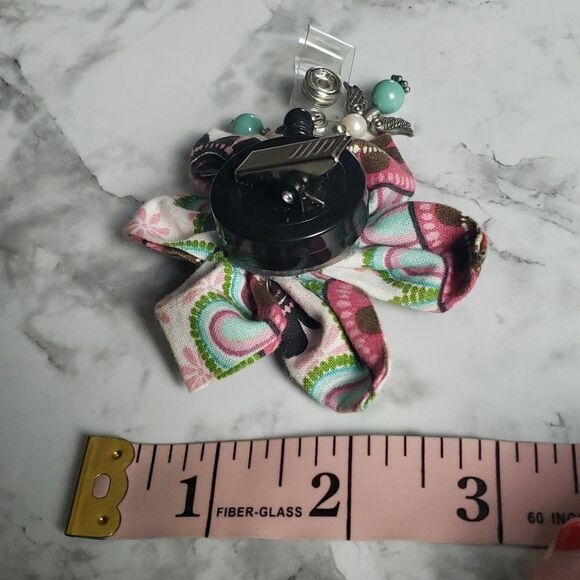 Retractable Badge Holder - Picture 3 of 4
